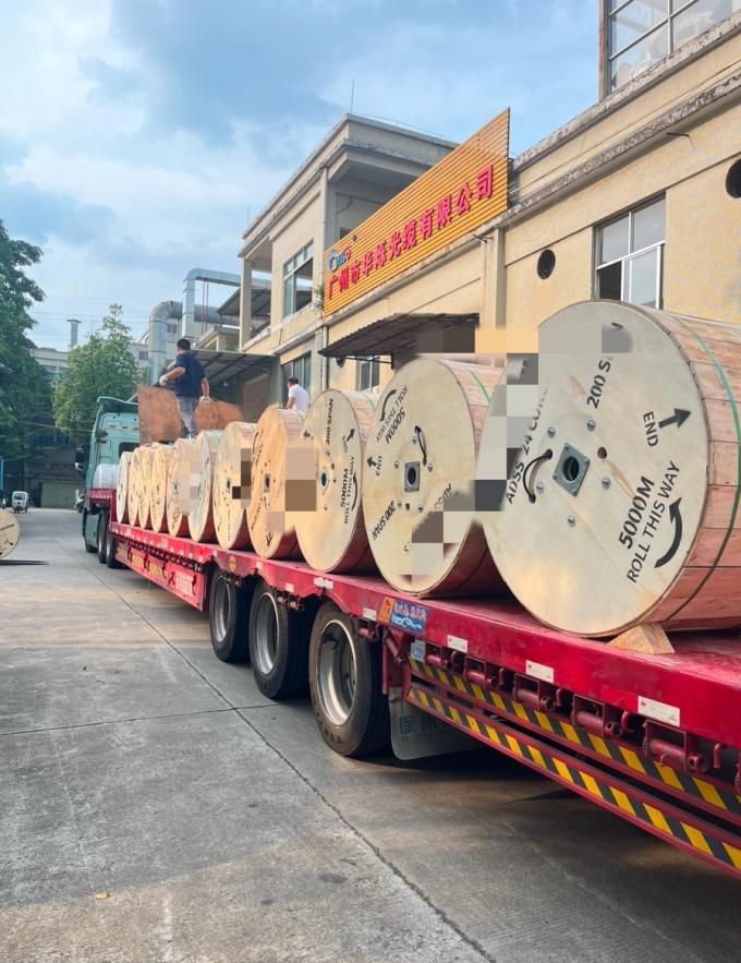 Nhà máy có hàng ngoài GYTS53-96 lõi cáp sợi quang đôi áo khoác G652D xuất xưởng cùng ngày 12