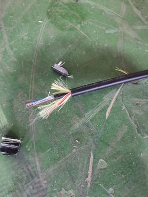 Cáp quang trên không ADSS Span 300m 8 12 48 96 144 Cáp quang lõi