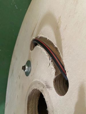 4 6 8 10 12 24 48 96 144 Cáp quang trên không ADSS Cáp quang ngoài trời điện môi