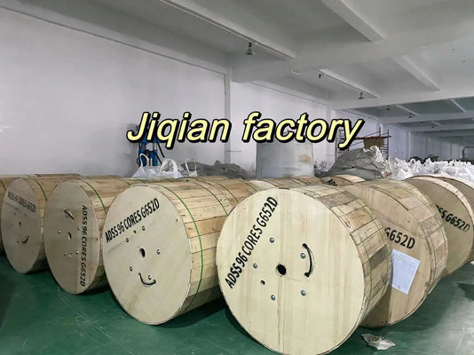 12 24 48 96 144 lõi trực tiếp chôn vùi GYXTW53 Cáp quang sợi