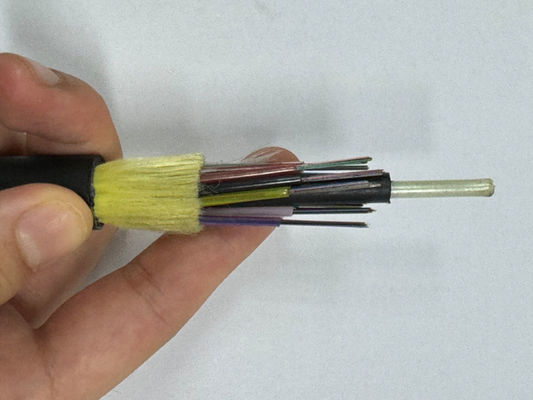 2 24 32 48 72 96 144 lõi đơn / hai vỏ ADSS ngoài trời trên cáp sợi quang cho không gian spam 150 100 200m