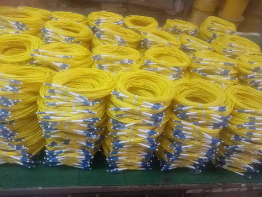 Phương pháp điều chỉnh chất lượng cao Jumper SM MM Simplex Duplex 2.0mm 3.0mm FC/SC/LC/APC/UPC Fiber Optic Patch Cord
