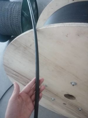 Cáp quang bọc thép ngầm Ống lỏng trung tâm 4 lõi